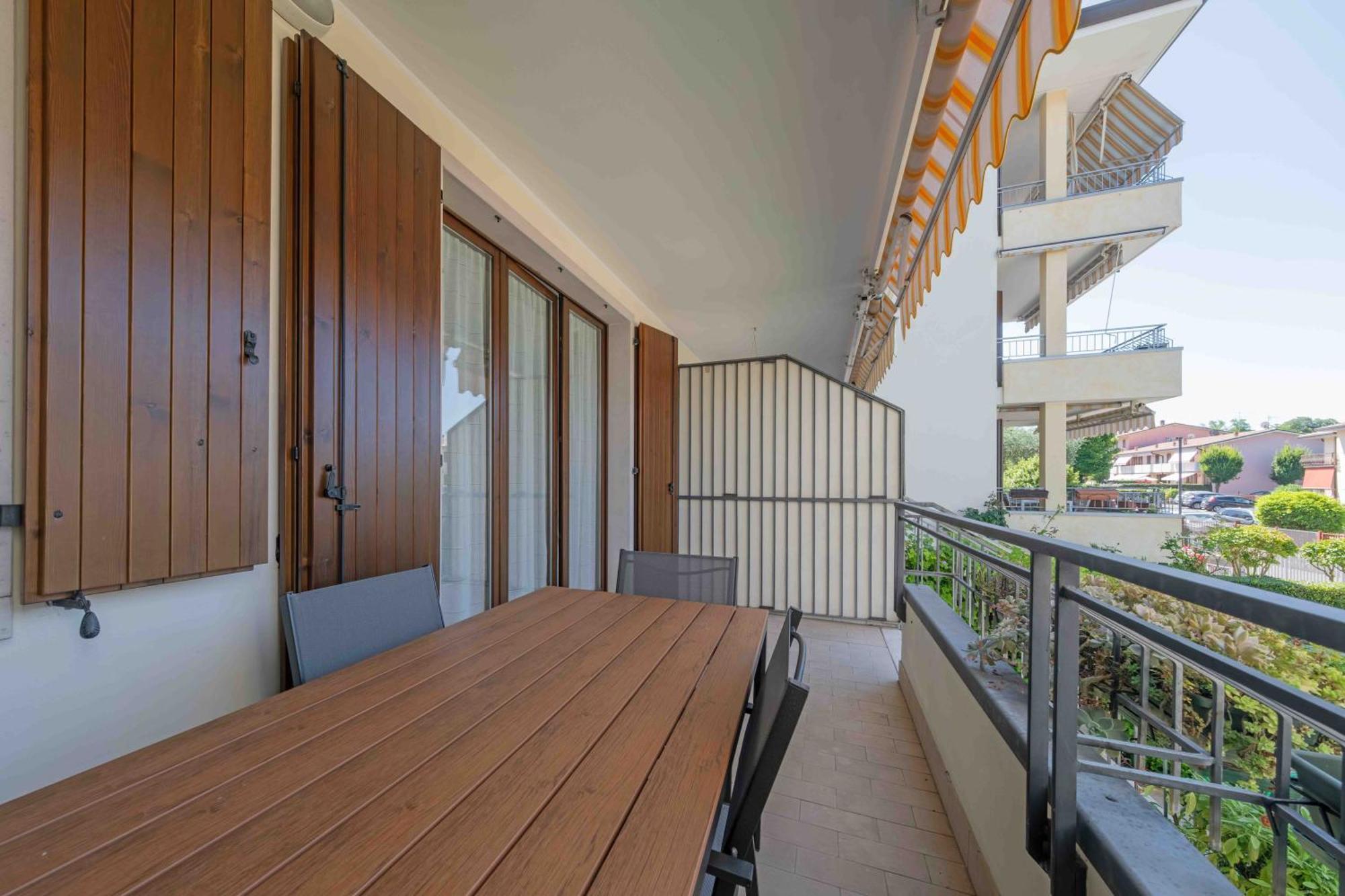Apartmentsgarda - Residenza Elisabetta 10 Μπαρντολίνο Εξωτερικό φωτογραφία
