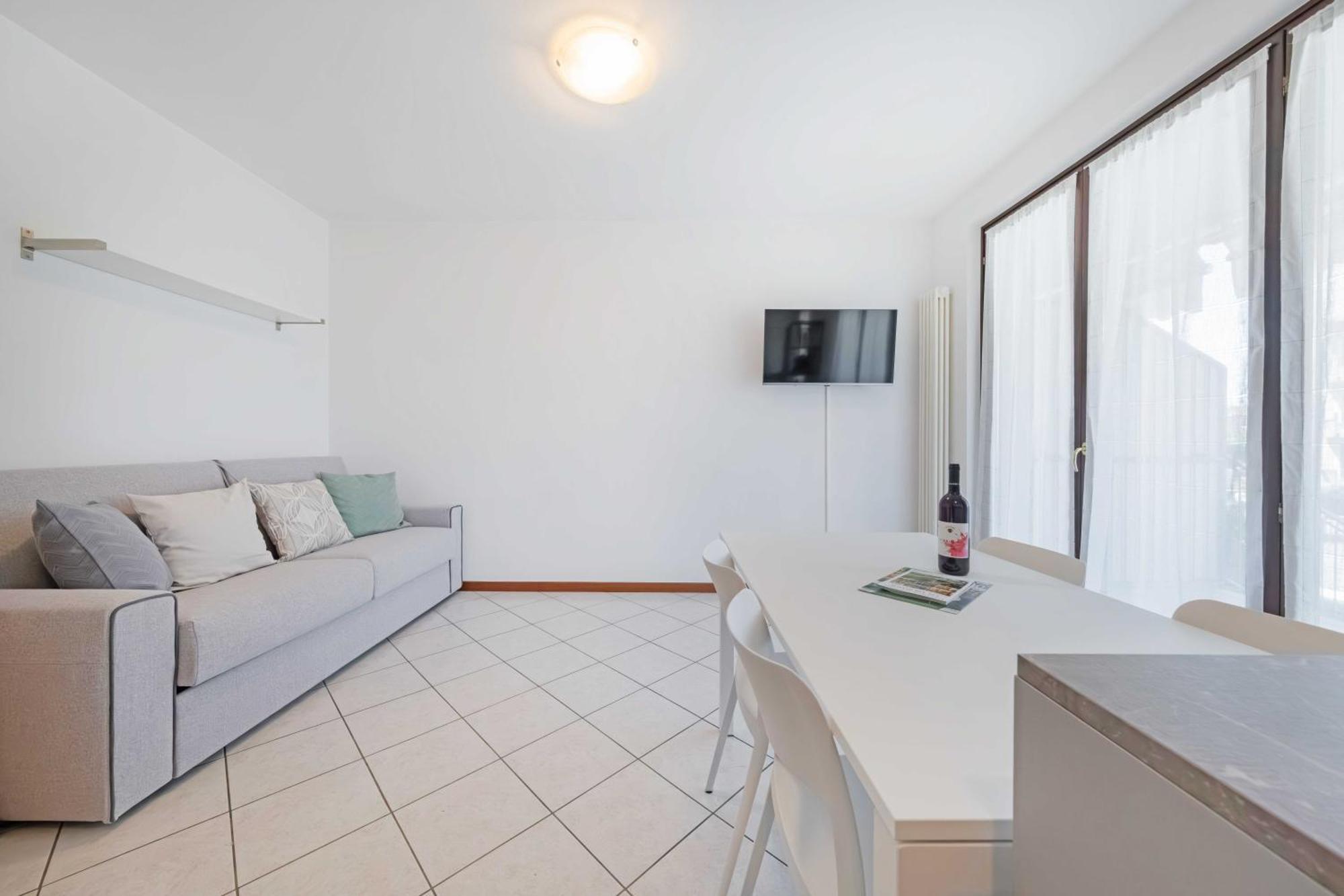 Apartmentsgarda - Residenza Elisabetta 10 Μπαρντολίνο Εξωτερικό φωτογραφία