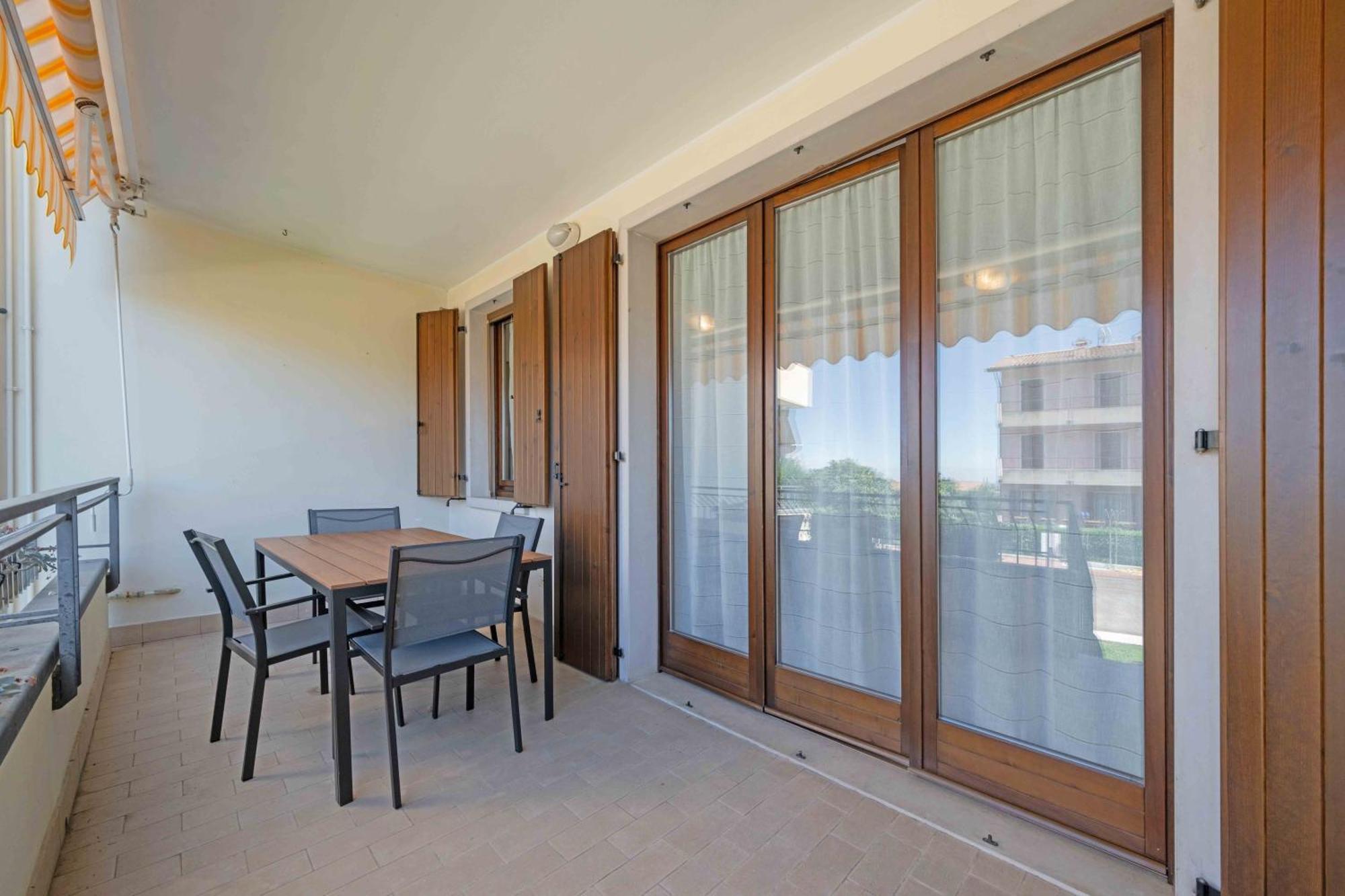 Apartmentsgarda - Residenza Elisabetta 10 Μπαρντολίνο Εξωτερικό φωτογραφία