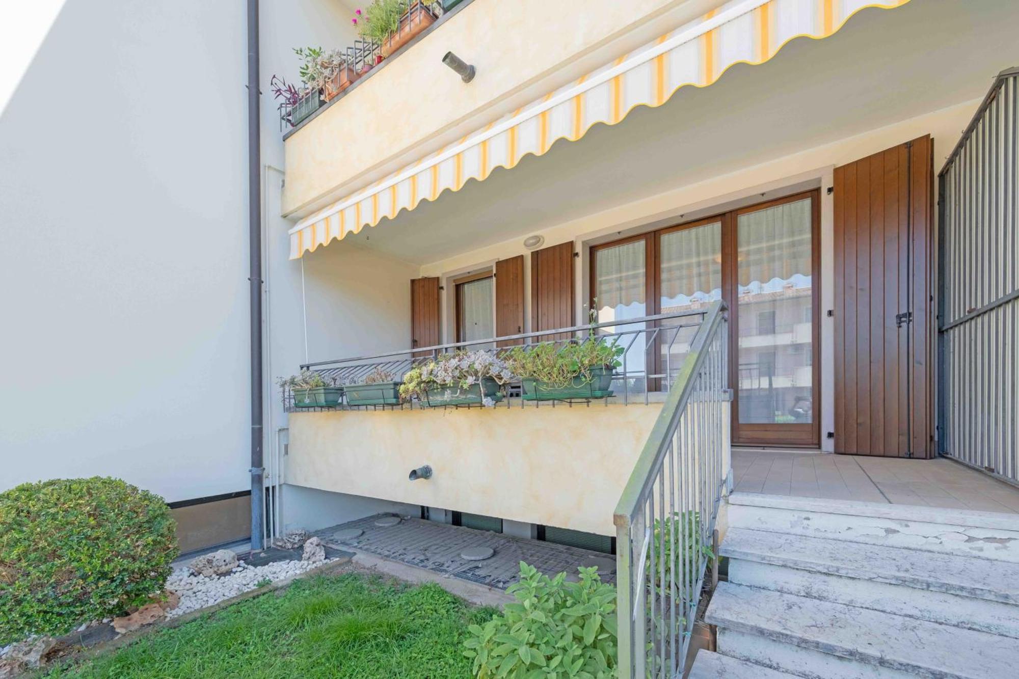 Apartmentsgarda - Residenza Elisabetta 10 Μπαρντολίνο Εξωτερικό φωτογραφία
